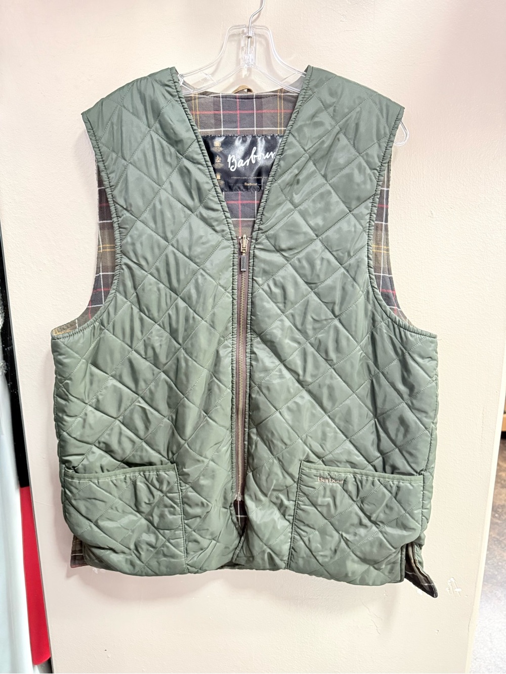 Barbour A855 Classic Zip-In Liner Men’s Size 44 Olive Quilted Tartan Vest